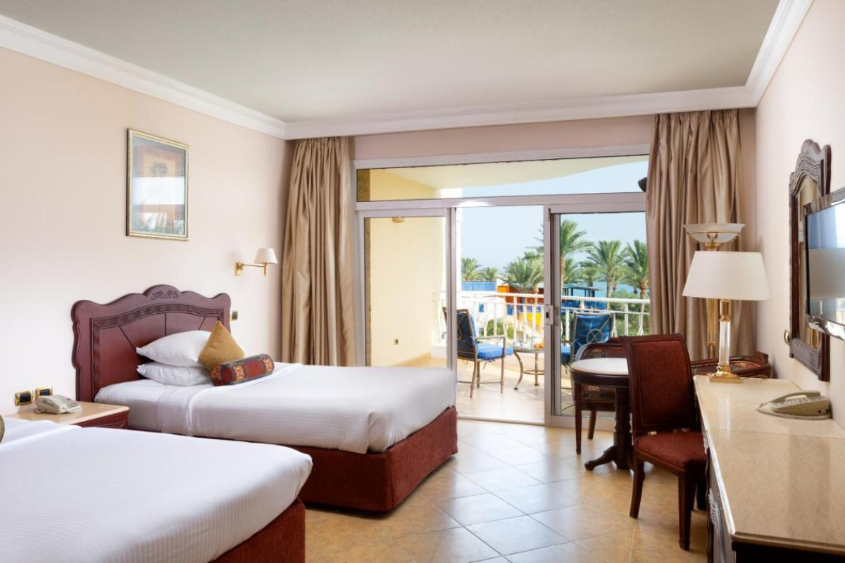 PALM ROYAL RESORT ABU SOMA