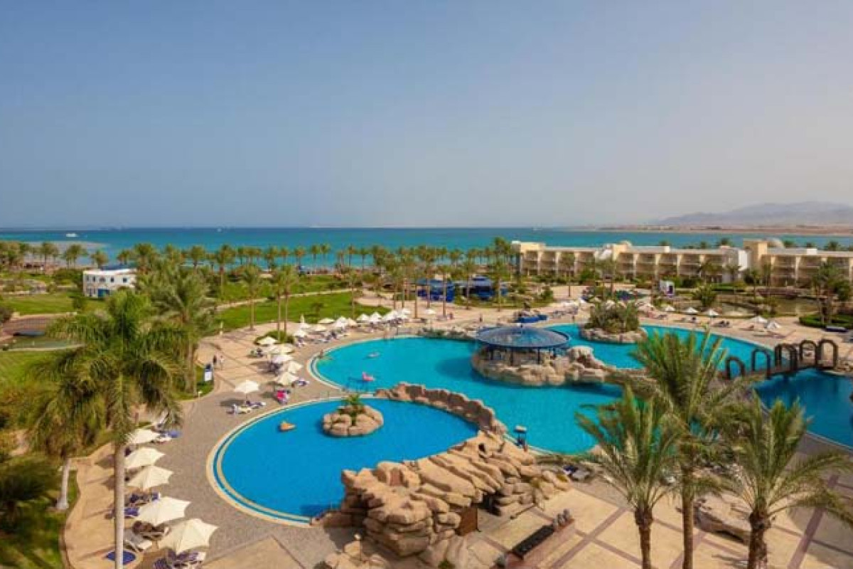 PALM ROYALE RESORT SOMA BAY