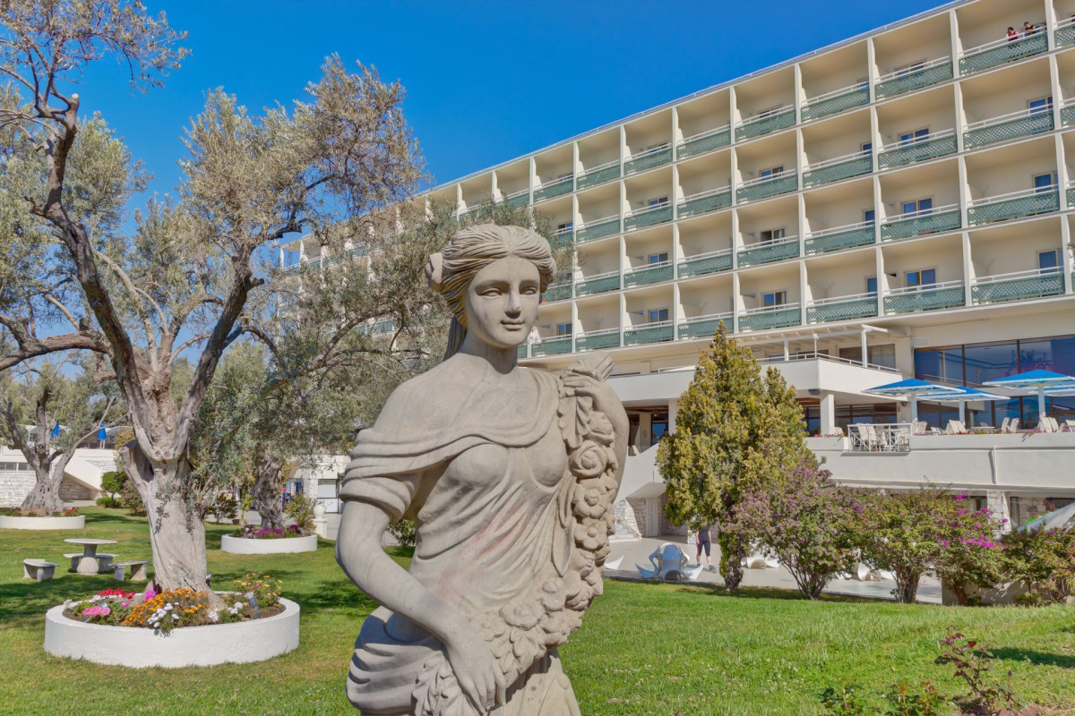 Palmariva Beach Hotel By Anayia All-Inclusive Resorts