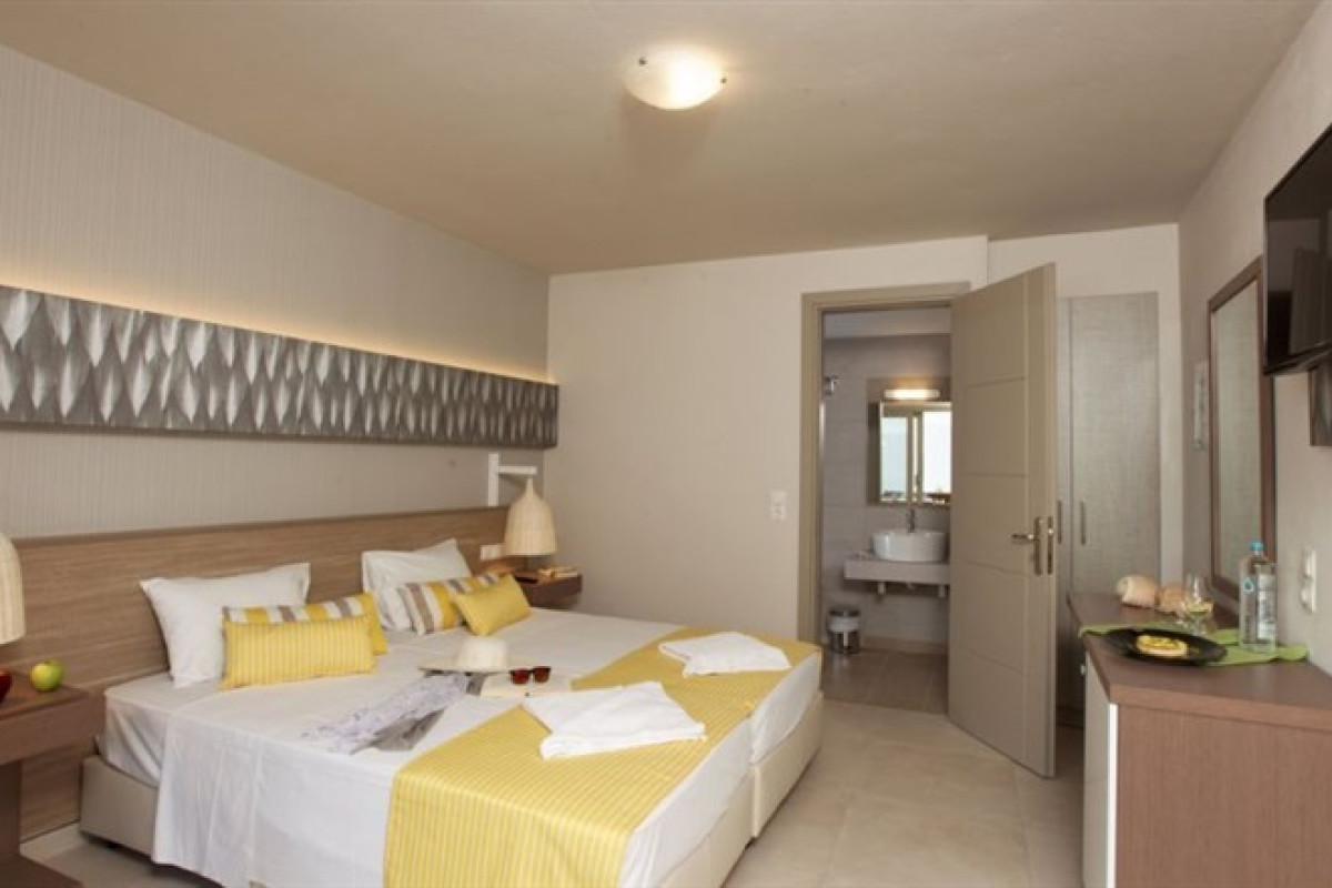 PALMERA BEACH HOTEL & SPA (ADULTS ONLY)