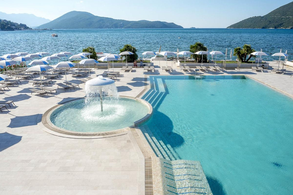 Palmon Bay Hotel & Spa