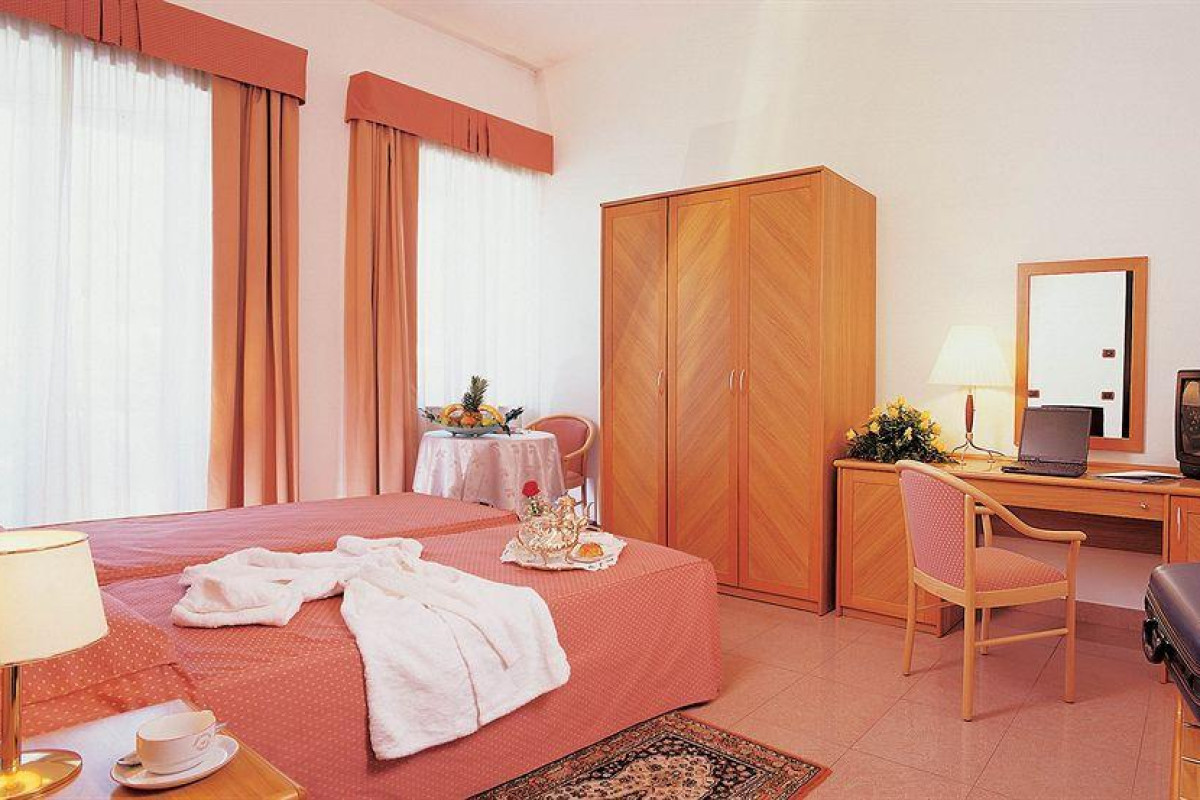 Pamaran Hotel