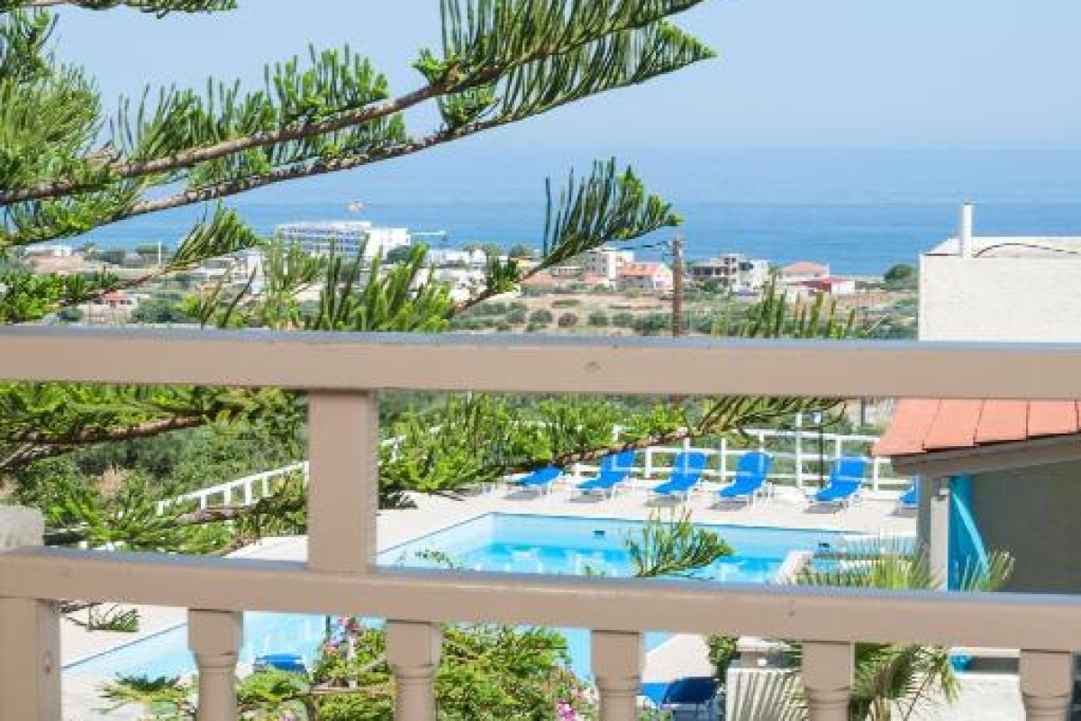 Panorama-Seaview Studios & Apartments