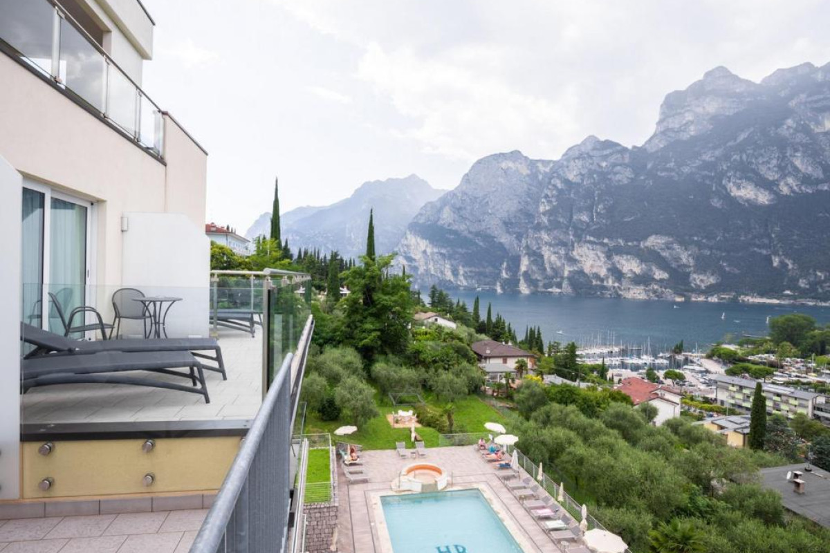 Panoramic Hotel Benacus