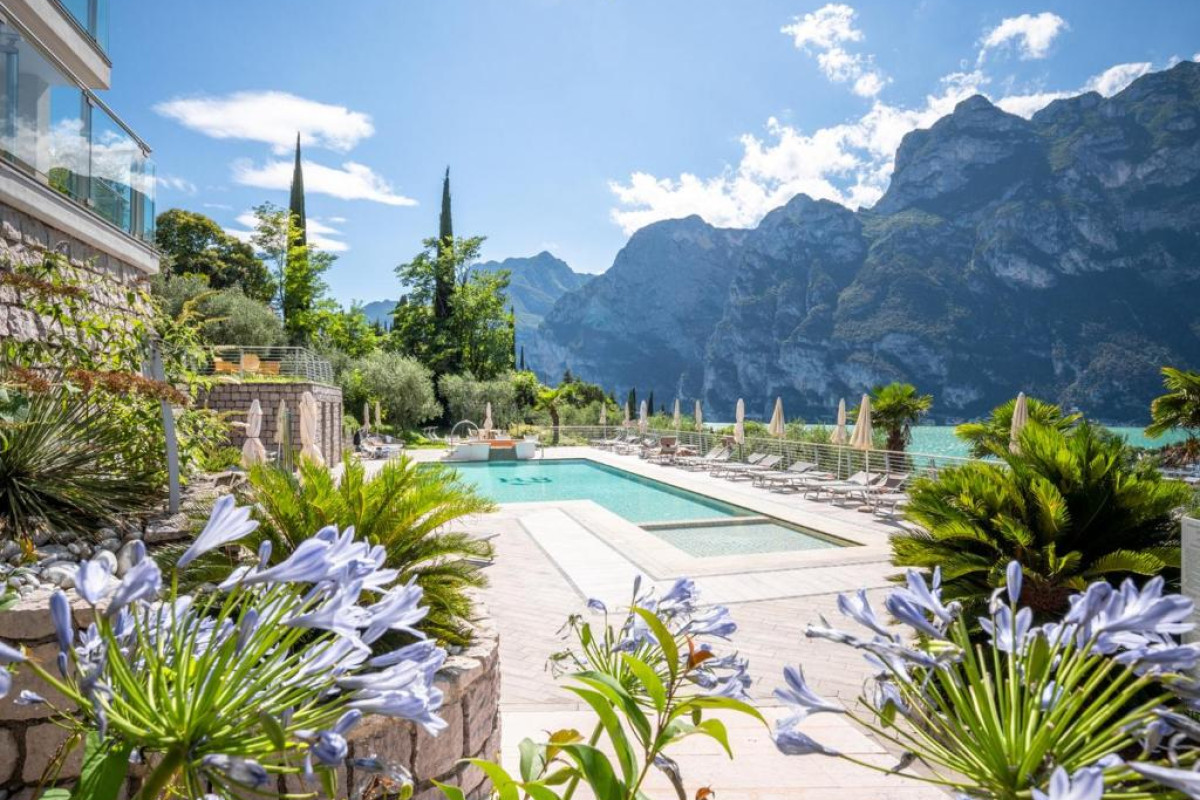 Panoramic Hotel Benacus