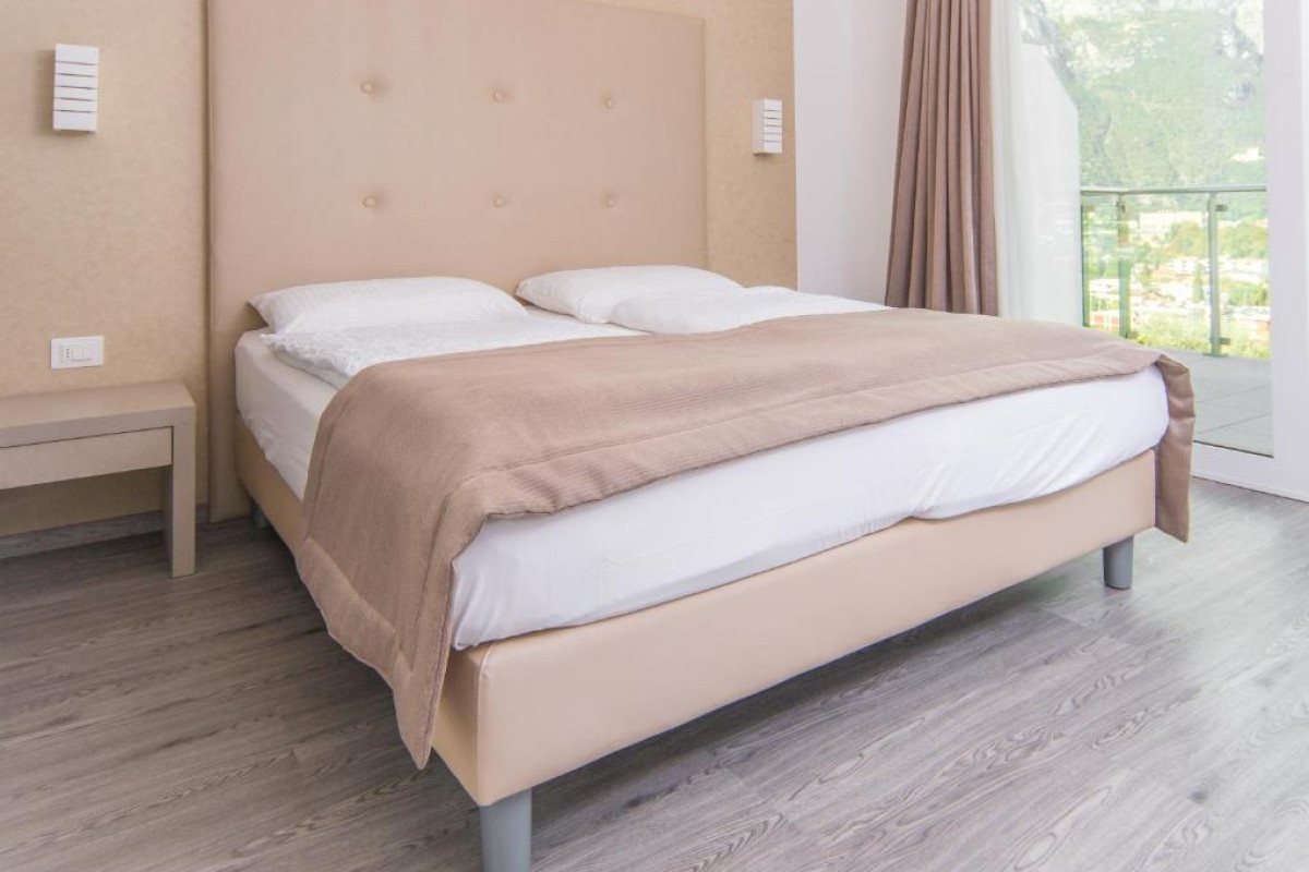 Panoramic Hotel Benacus