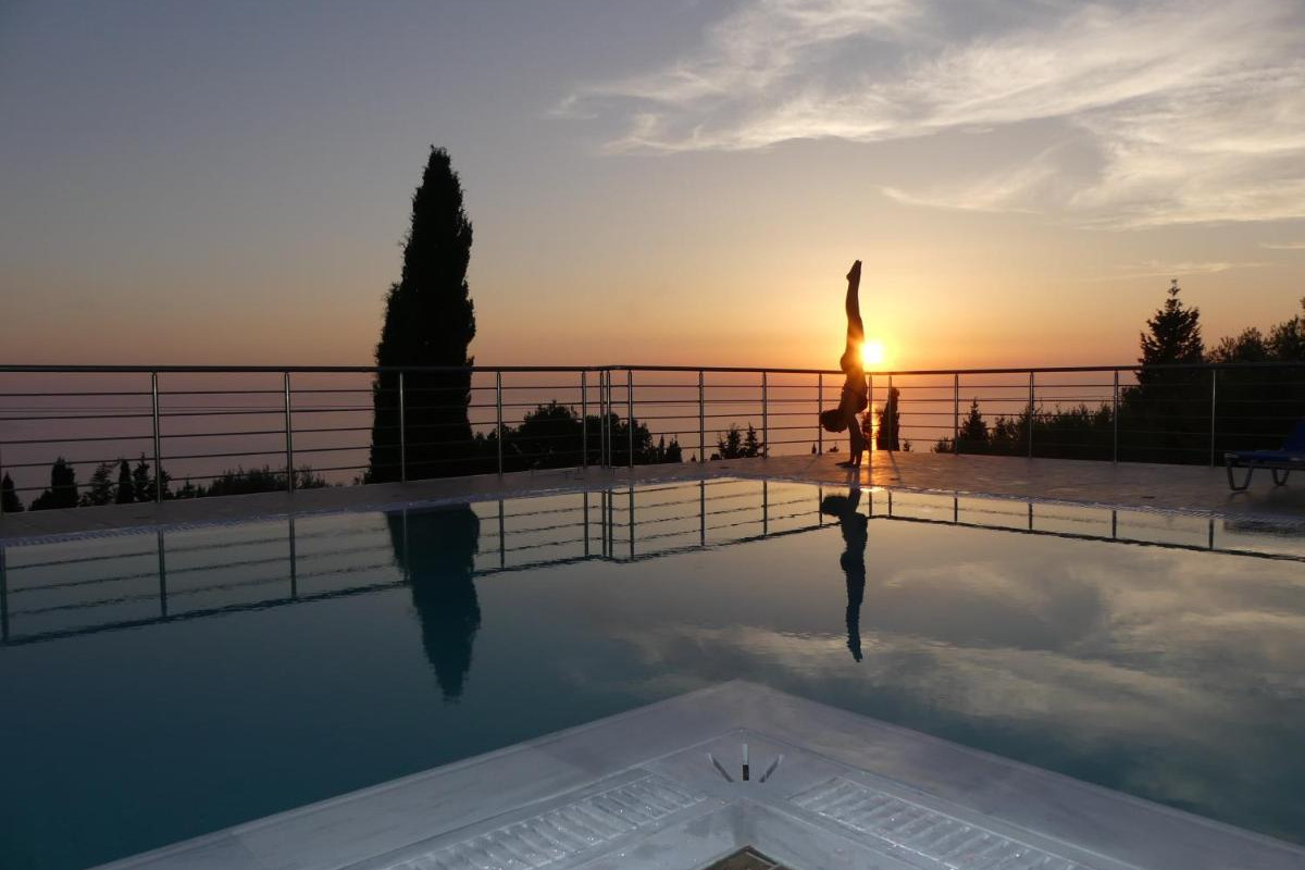 Panoramic Sunset Studios