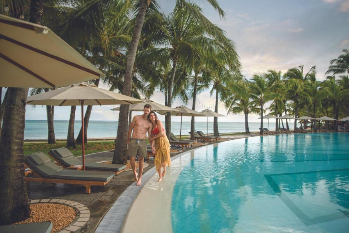 Paradis Beachcomber Golf Resort and Spa