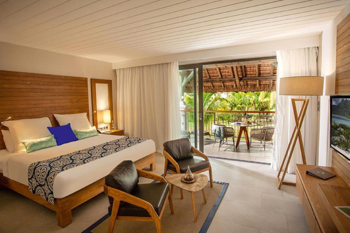 Paradis Beachcomber Golf Resort and Spa