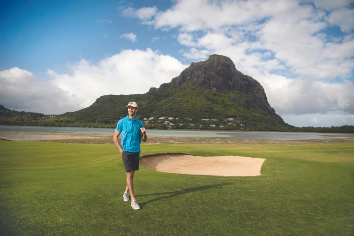 Paradis Beachcomber Golf Resort and Spa