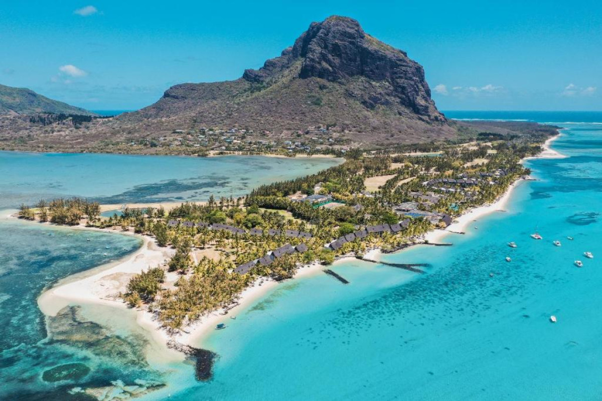 Paradis Beachcomber Golf Resort and Spa
