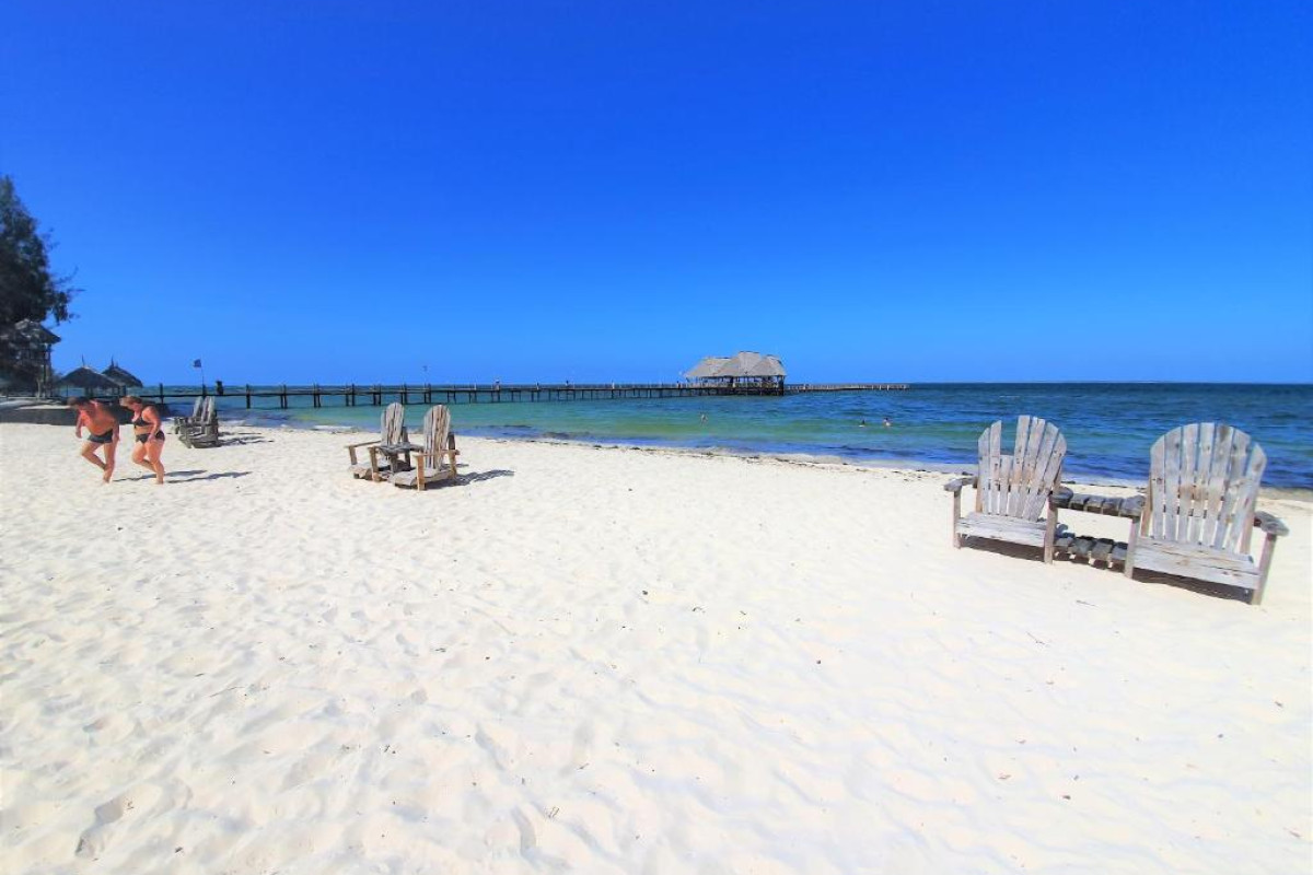 Paradise Beach Resort & Spa