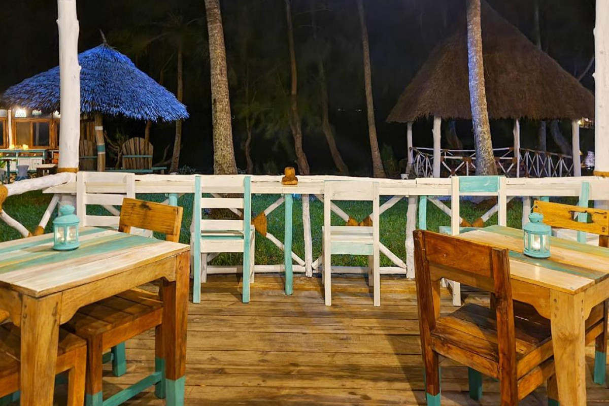 Paradise Beach Resort & Spa