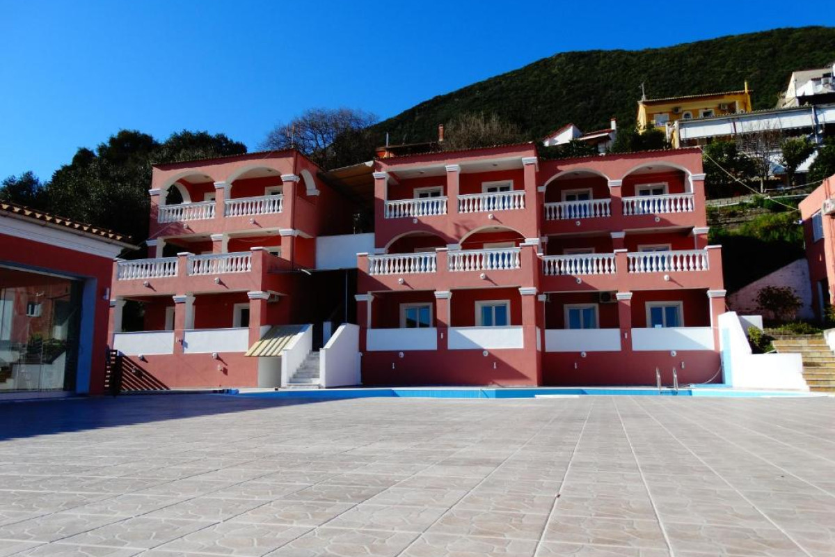 Paradiso Apartments