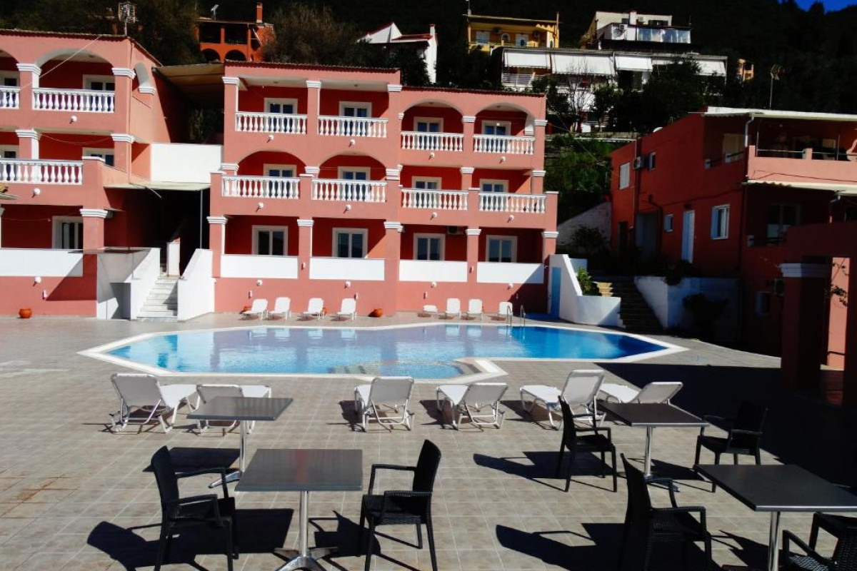 Paradiso Apartments