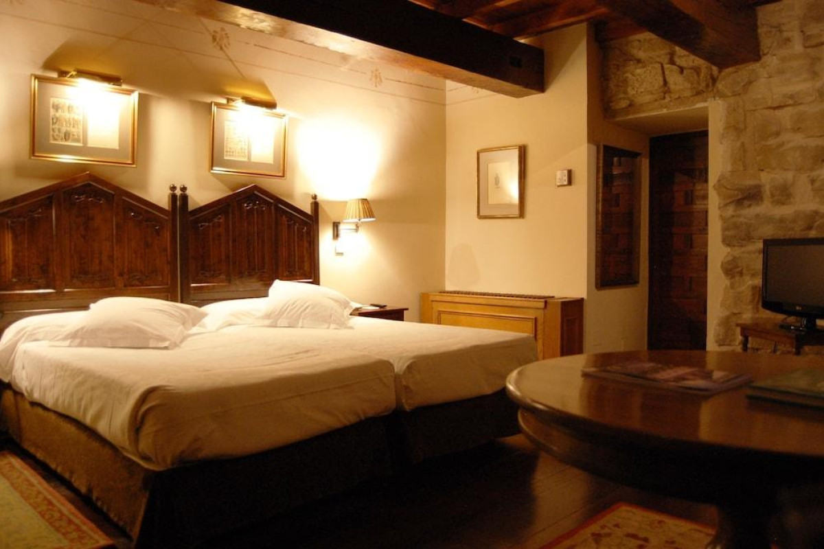 Parador De Olite