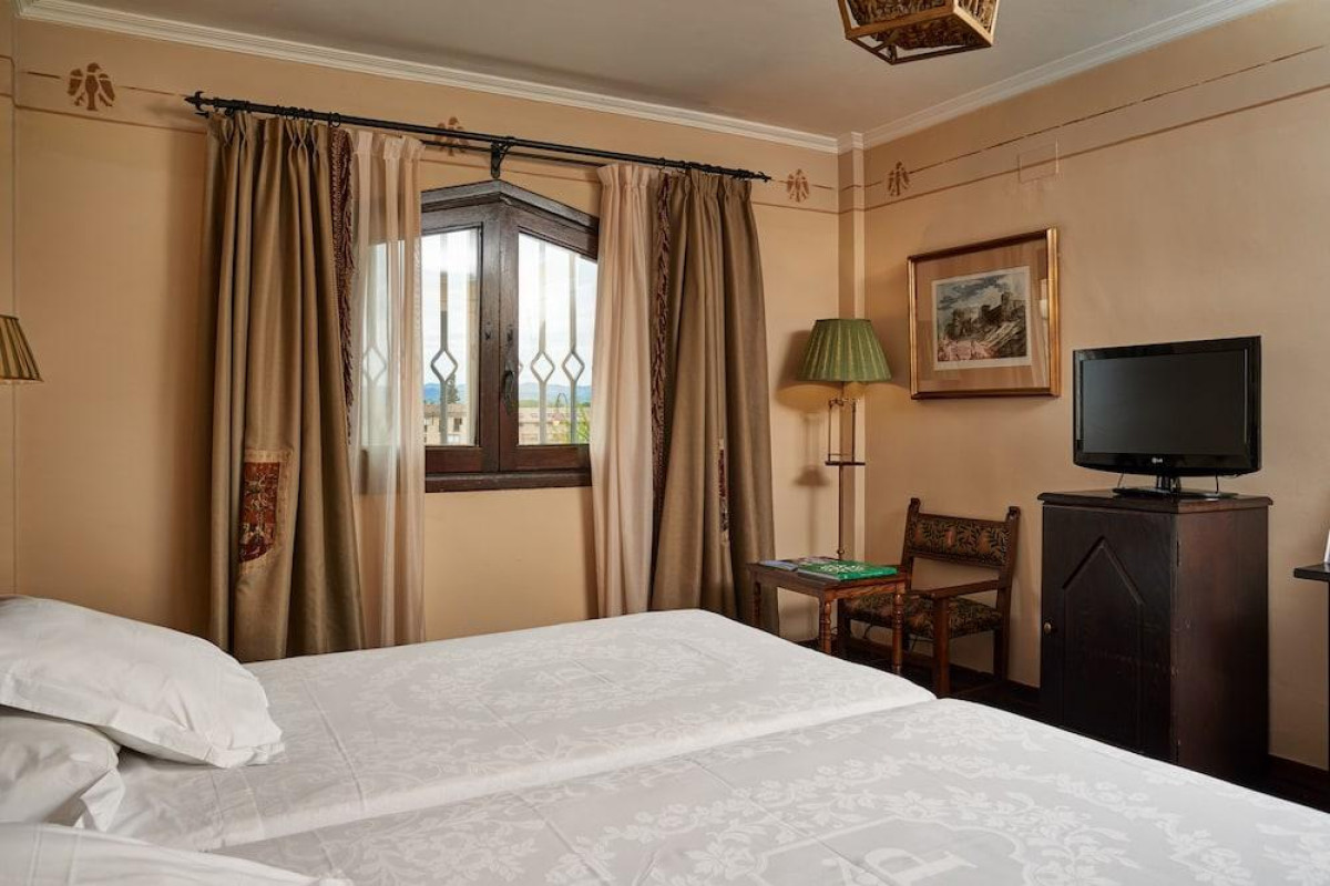 Parador De Olite
