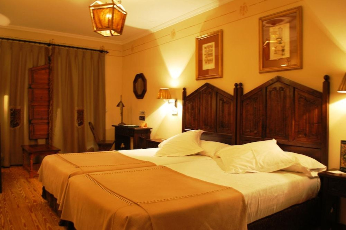 Parador De Olite