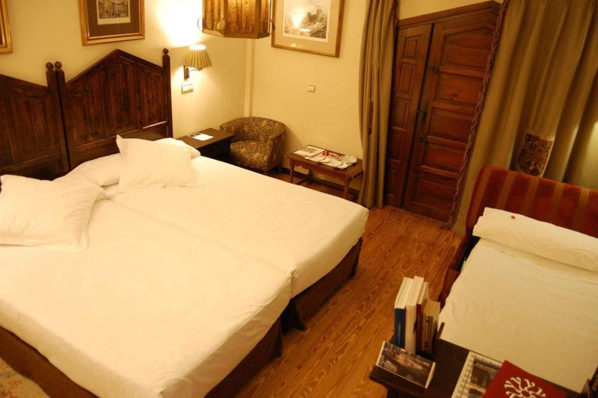 Parador De Olite