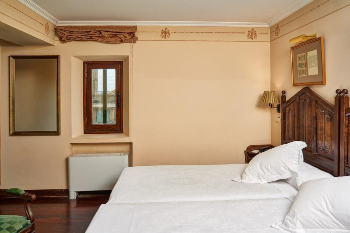 Parador De Olite