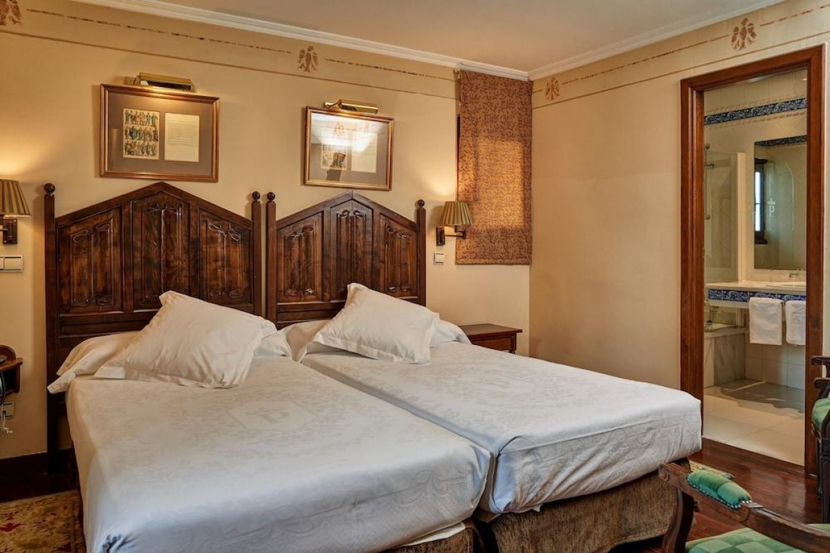 Parador De Olite