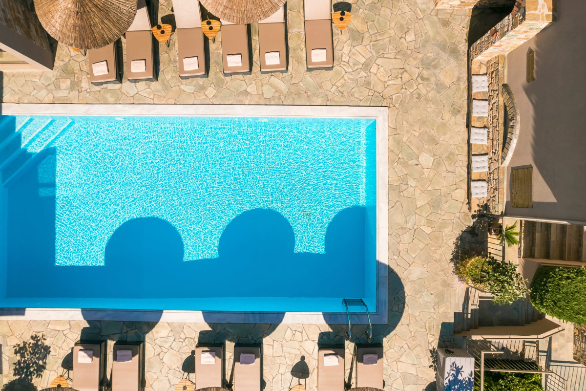 PARAMITHENIO VILLAGE BEACH RESORT