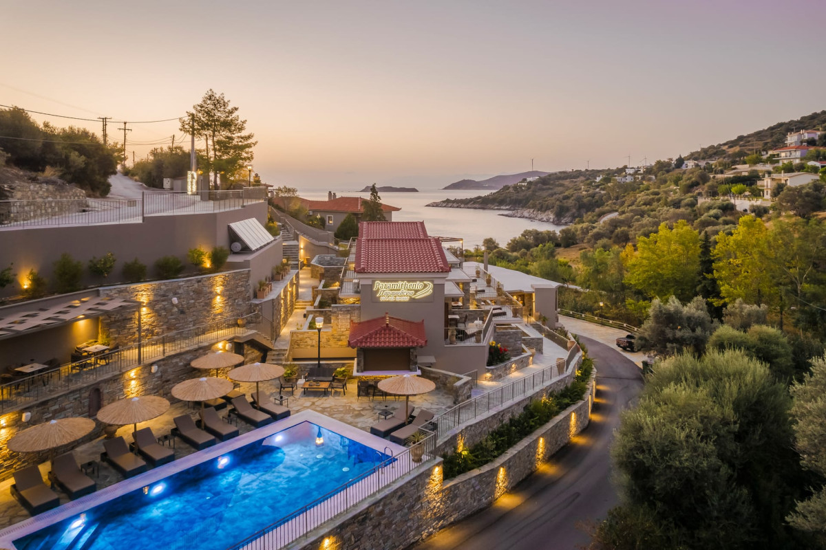 PARAMITHENIO VILLAGE BEACH RESORT