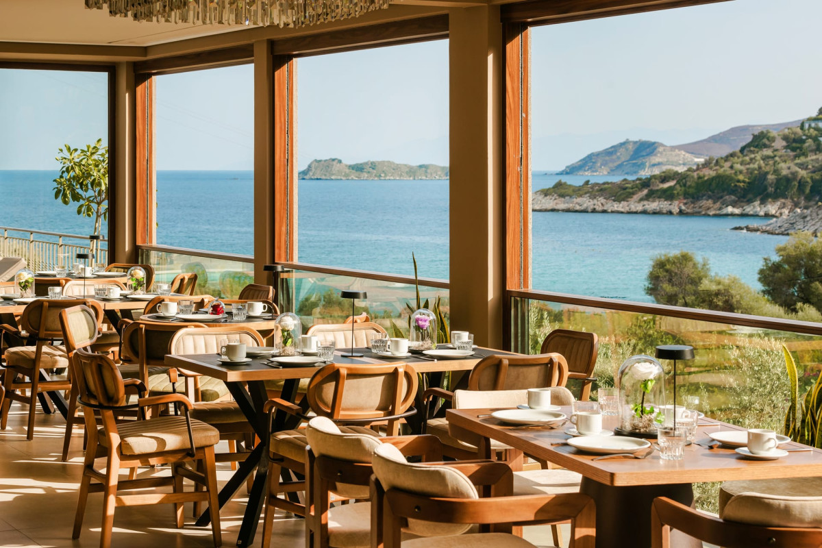 PARAMITHENIO VILLAGE BEACH RESORT