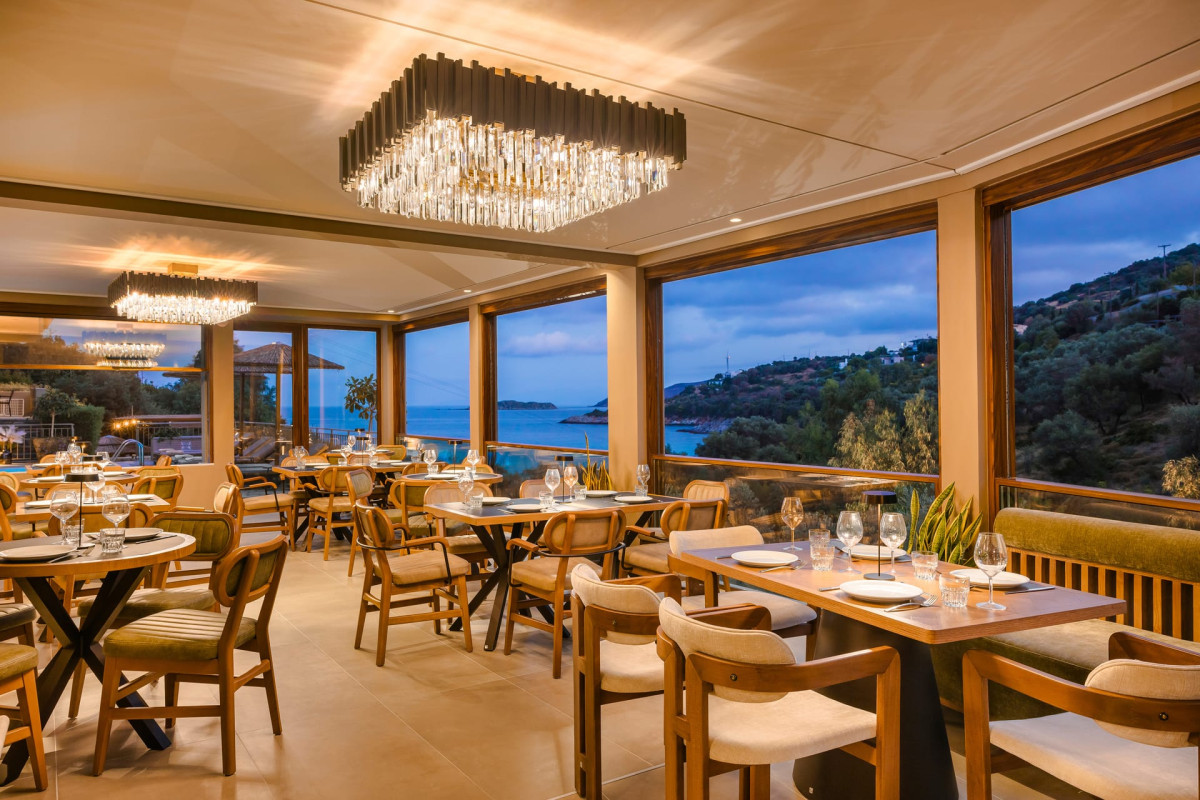 PARAMITHENIO VILLAGE BEACH RESORT