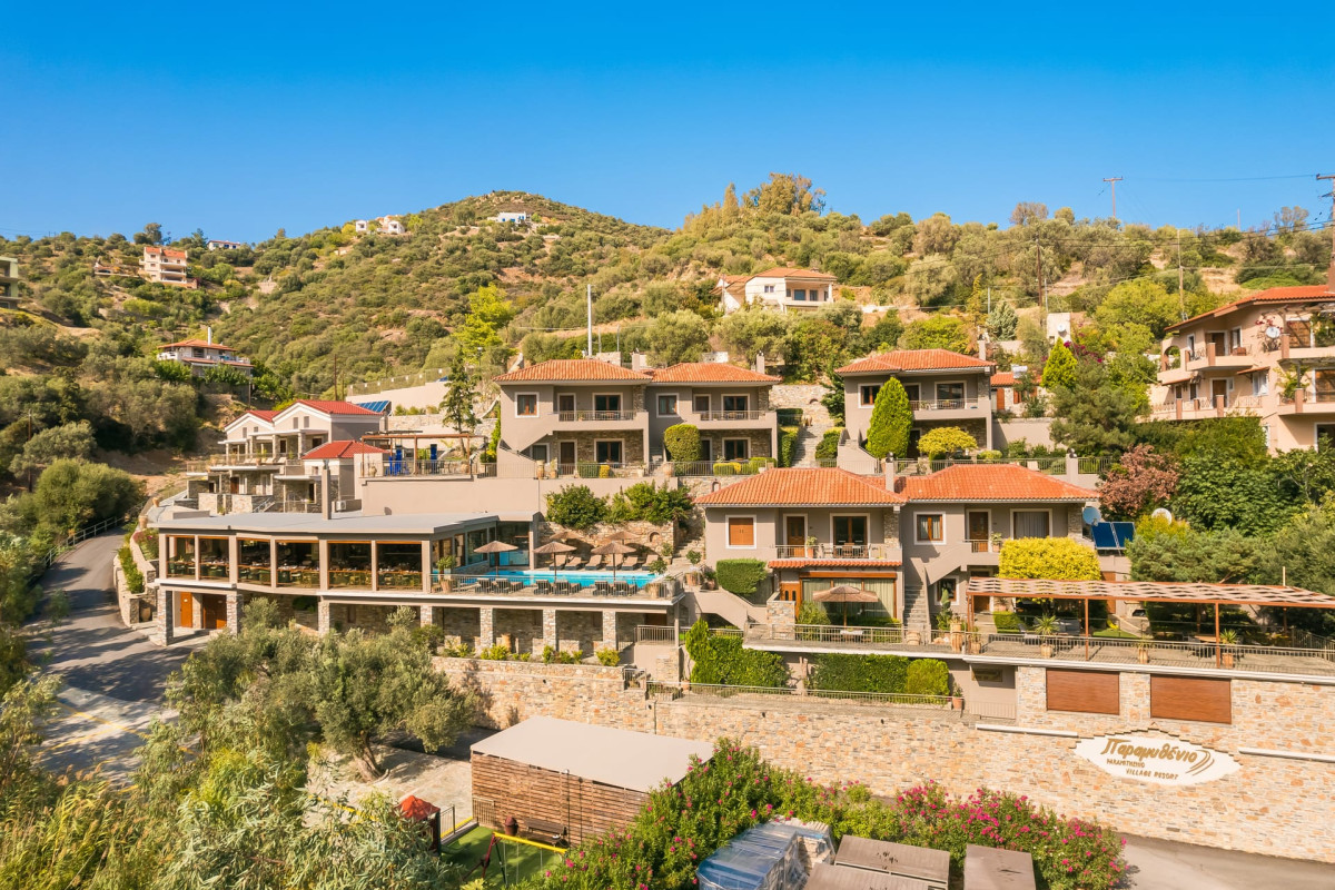 PARAMITHENIO VILLAGE BEACH RESORT