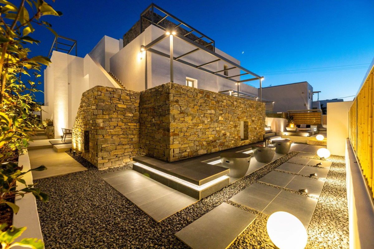 Parion Opus Paros