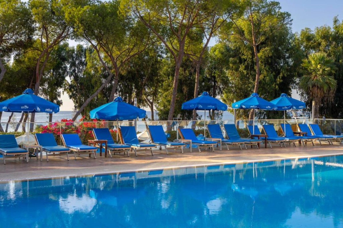 Park Beach Hotel