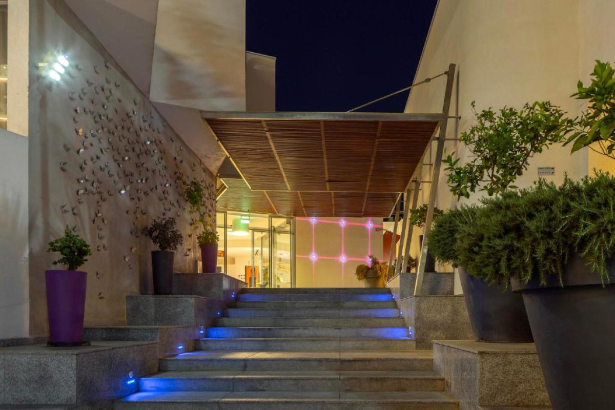 Park Beach Hotel