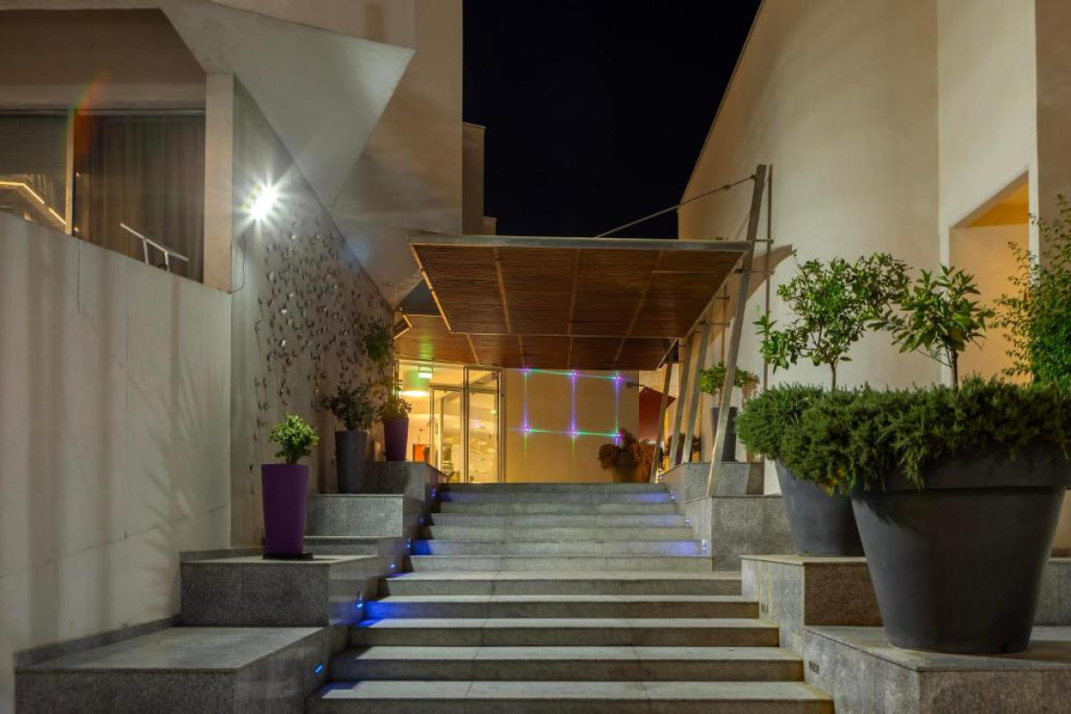 Park Beach Hotel