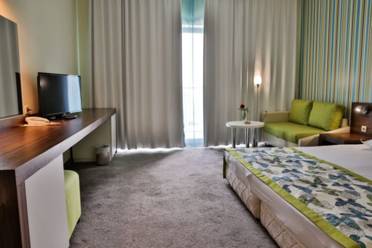 PARK HOTEL GOLDEN BEACH