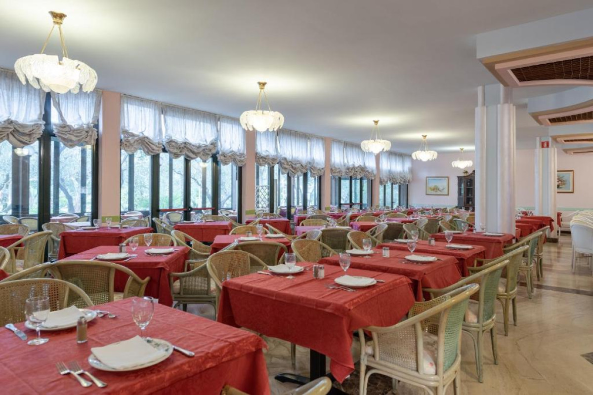 Park Hotel Oasi