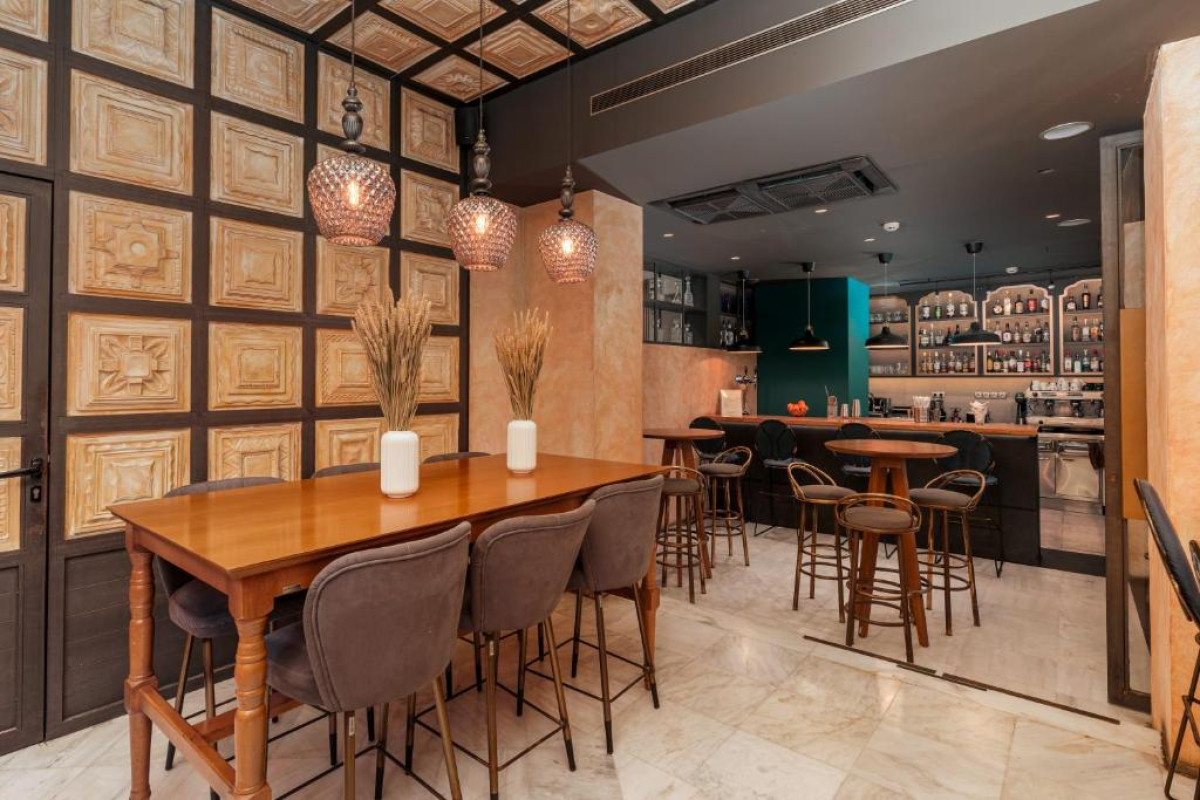 Parnon Hotel