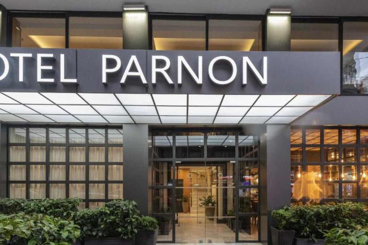 Parnon Hotel