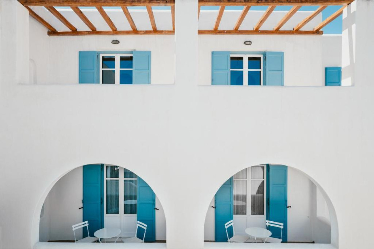 Paros Inn Seafront by GHH