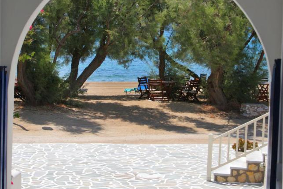 Paros Inn Seafront by GHH