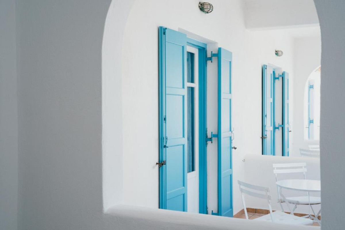Paros Inn Seafront by GHH