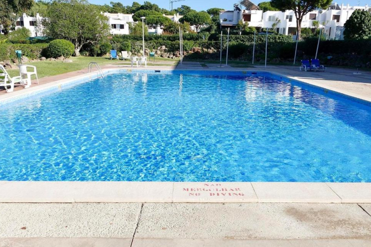 Parque Mourabel, Oasis Village and Pe do Lago