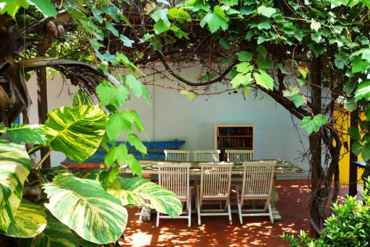 Pauline's Apartments