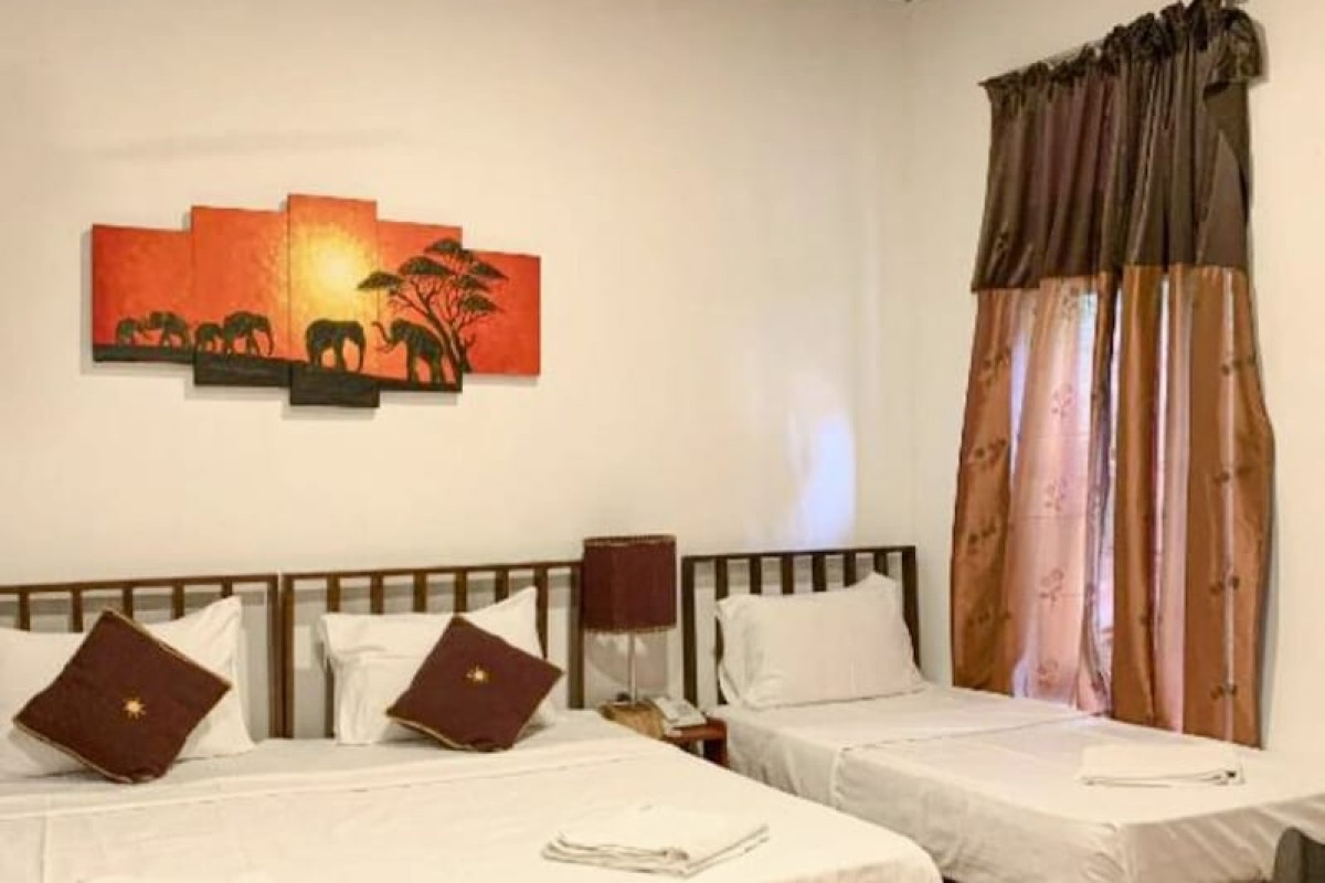 PAVANA HOTEL