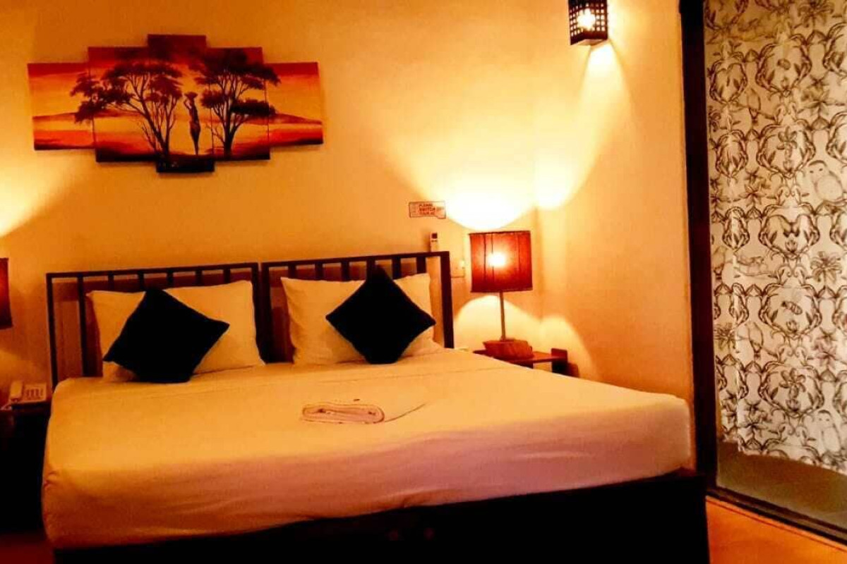 PAVANA HOTEL