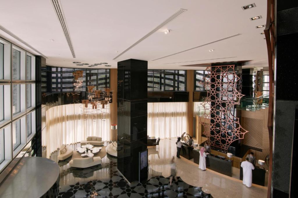 Hotel Pearl Rotana Capital Centre