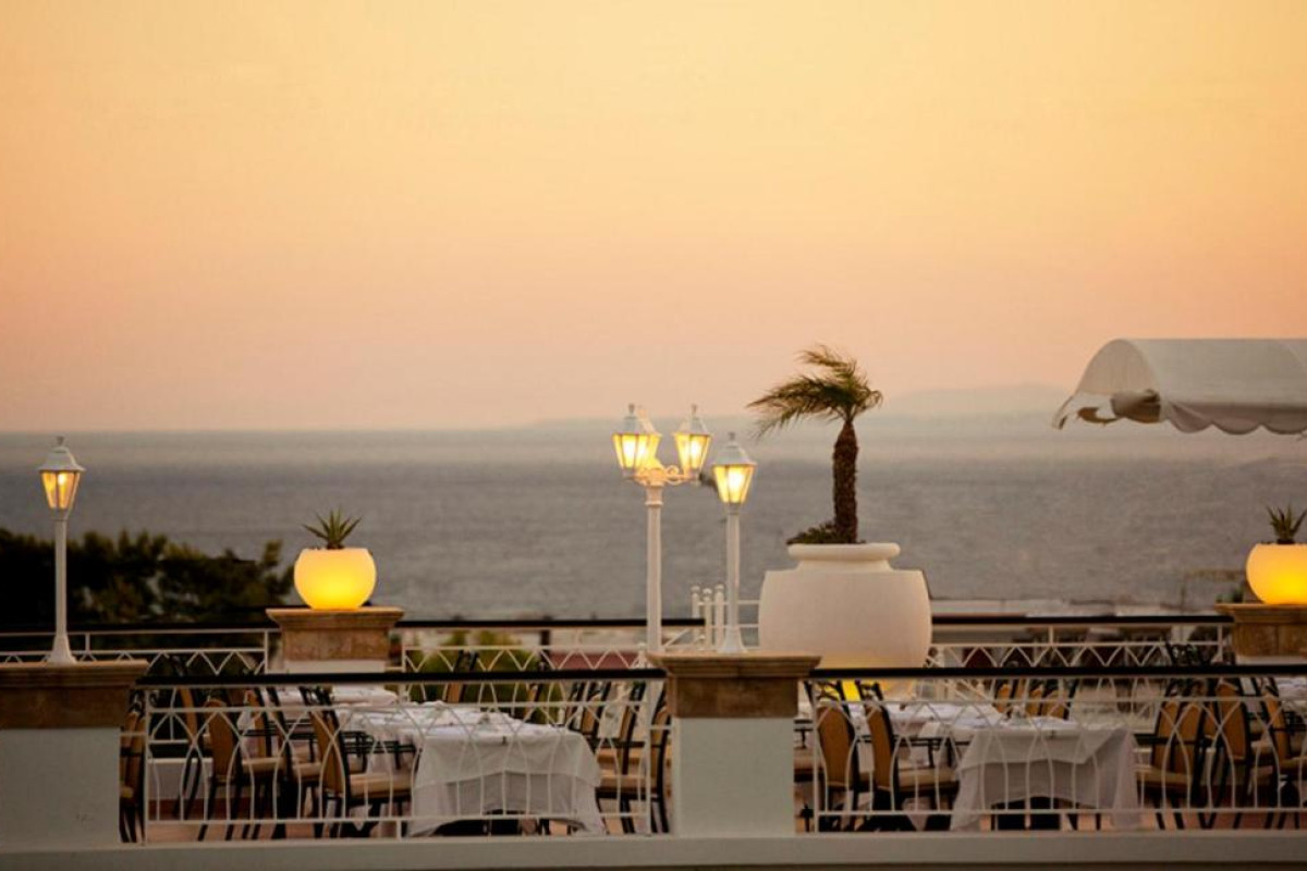 Pefkos Beach Studios & Apartments