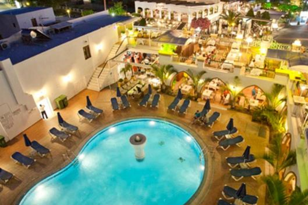 Pefkos Beach Studios & Apartments
