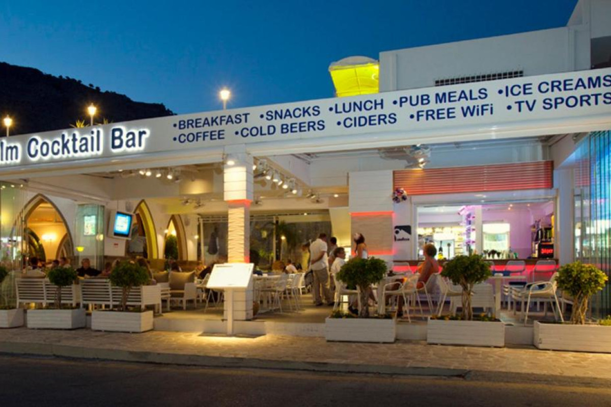 Pefkos Beach Studios & Apartments
