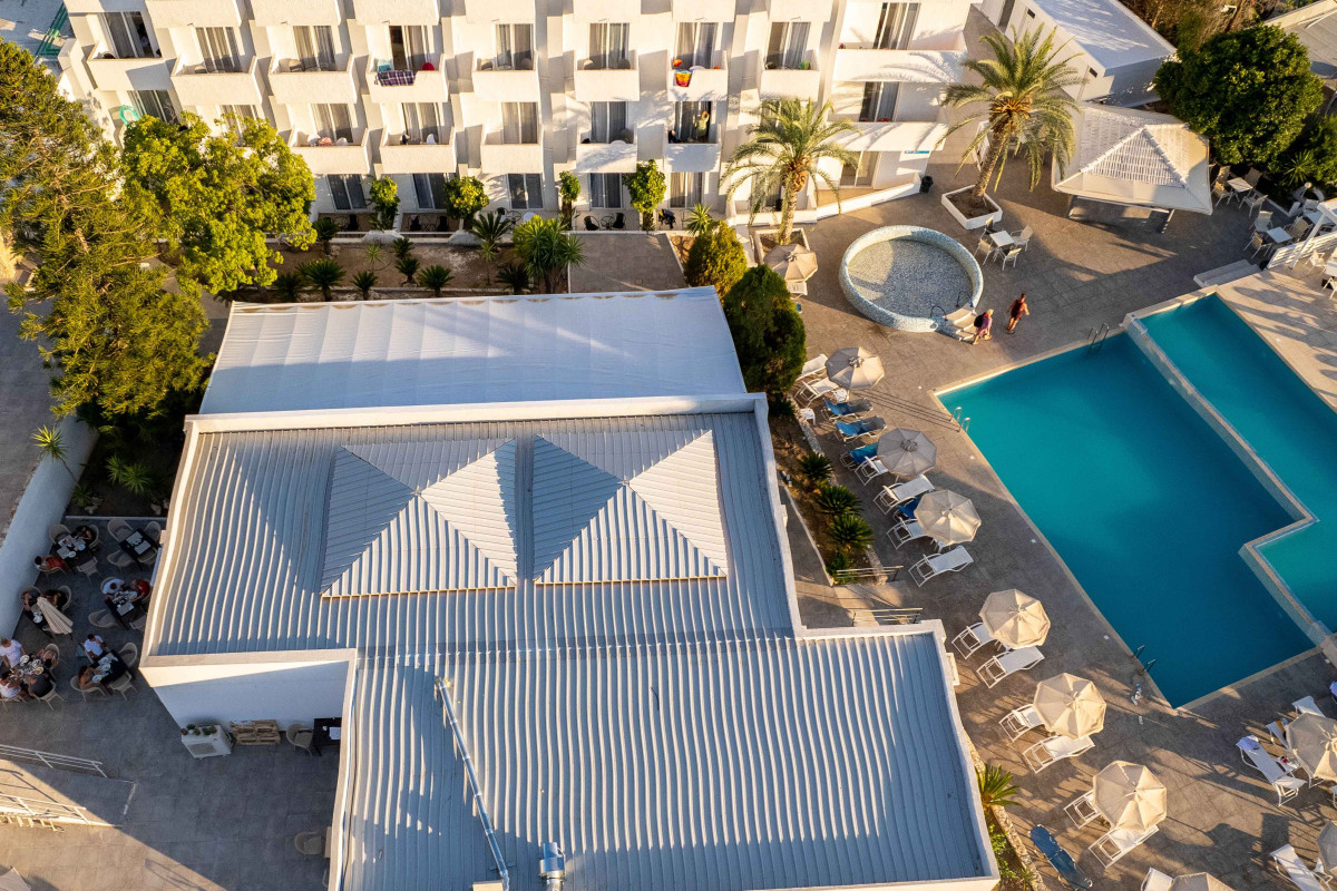 Pefkos Breeze Family Resort and Spa